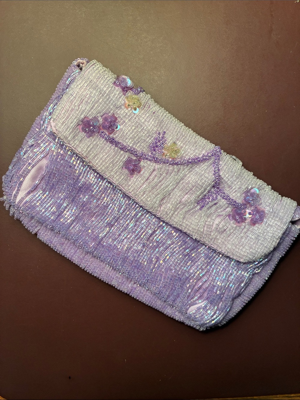 La Regale Lavender Beaded Floral Evening Clutch